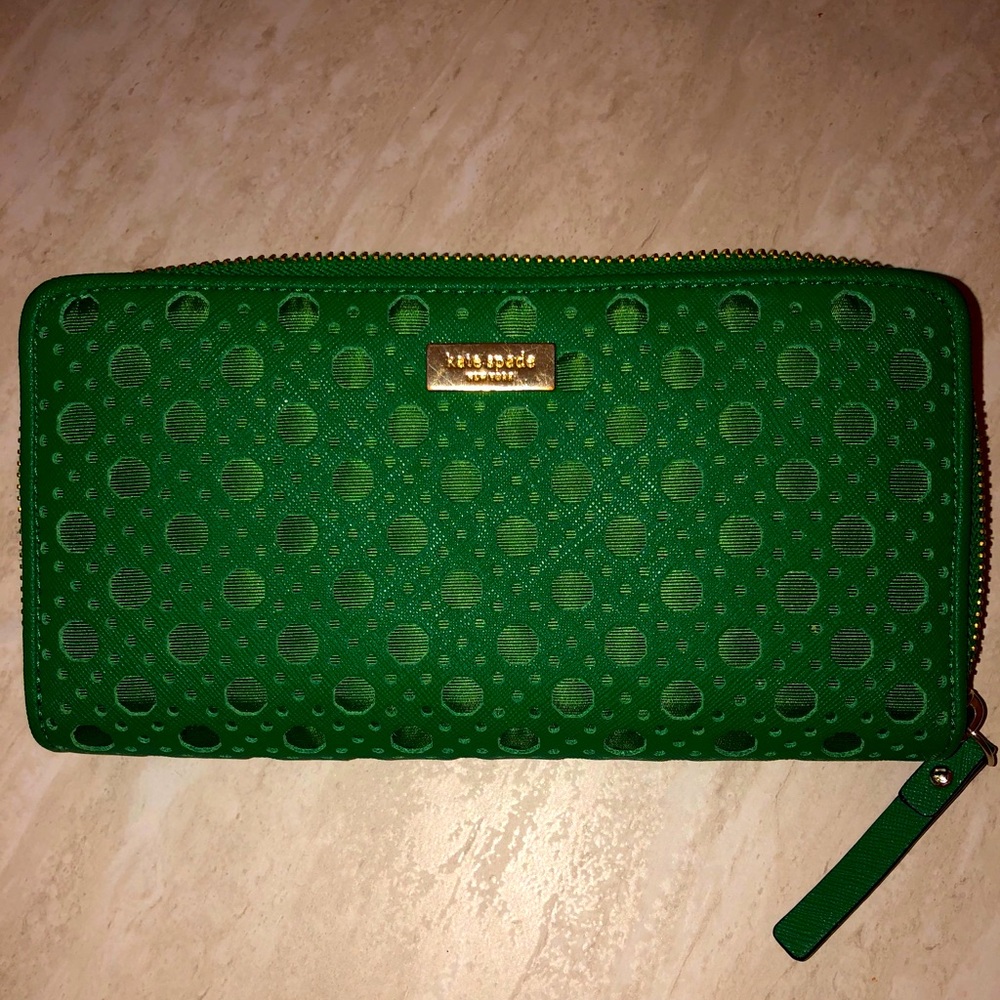 Kate Spade Zip Wallet